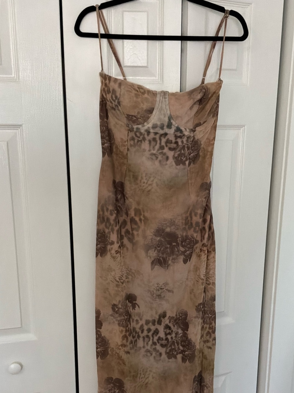 HOUSE OF CB 'Aiza' Cream Floral Print Maxi Dress Large with Plus Cup NWT - Picture 5 of 8